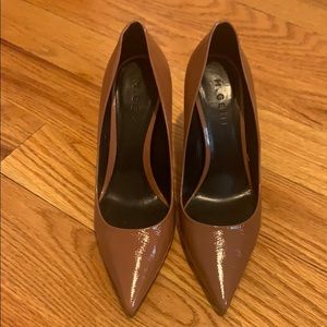NBW. M. Gemi Brown Patent Leather Pointed-Toe Pump